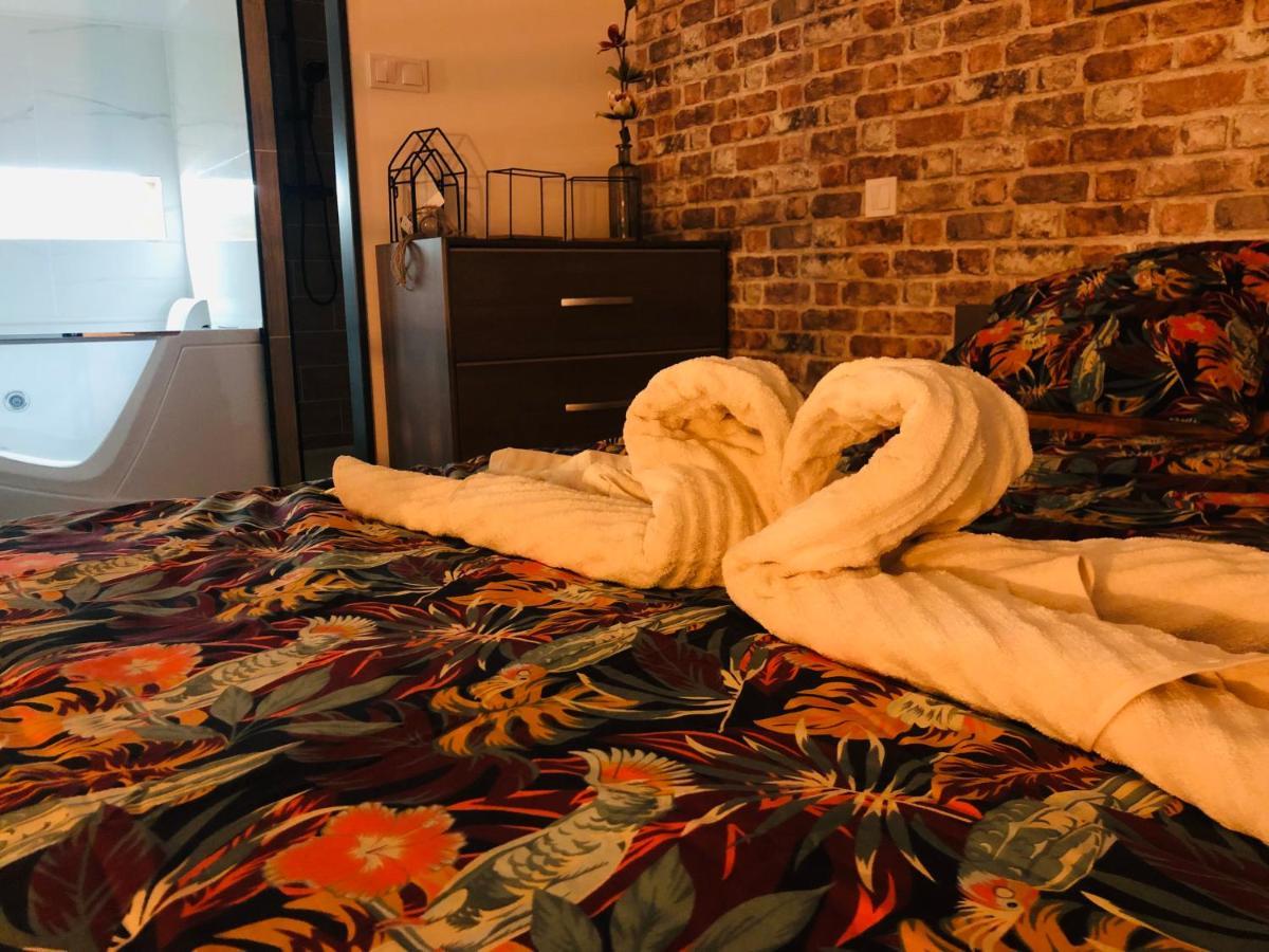 Love Loft Spa Ambronay Extérieur photo